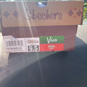 Skechers Women's Vegan Wide Fit Slippers